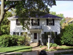 35 Cotton St, Newton, MA 02458-2619
