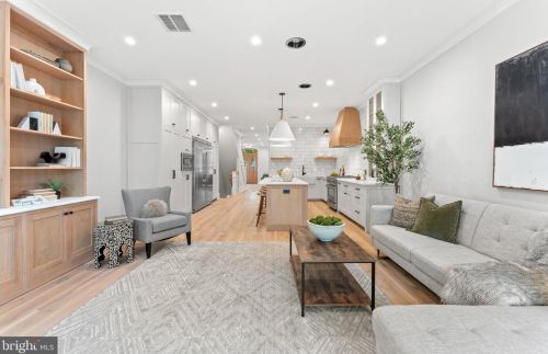 1332 Independence Ave, Washington DC  20003-2365 exterior