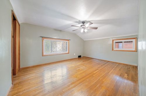 213 Dorothy Dr, Pittsburgh PA 15235-1829 exterior