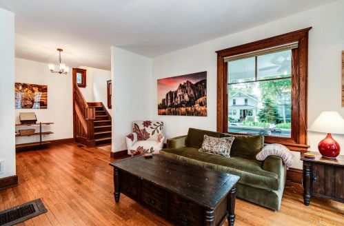 1610 Madison St, Madison WI  53711-2122 exterior