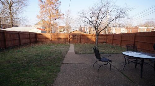 4947 Arsenal St, Saint Louis MO 63139-1001 exterior