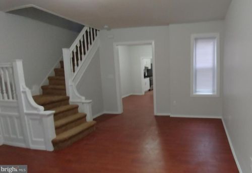 5525 Chancellor St, Philadelphia PA 19139-3924 exterior