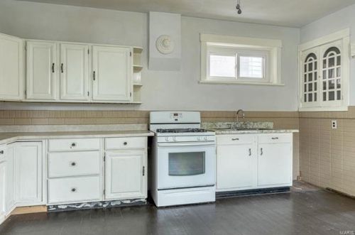 3834 Virginia Ave, Saint Louis MO 63118-4316 exterior