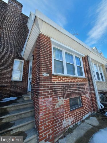 2660 65th St, Philadelphia, PA 19142-2813