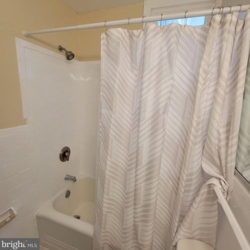 2849 28th St, Washington DC  20020-2614 exterior