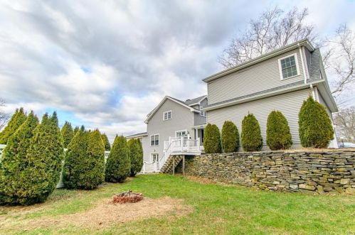 3 Grn Holw Rd, Killingly CT 06239-3546 exterior