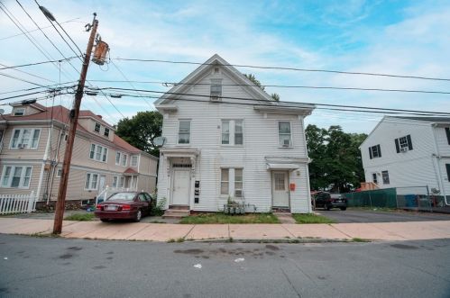 37 Bellevue St, Lawrence MA  01841-3335 exterior