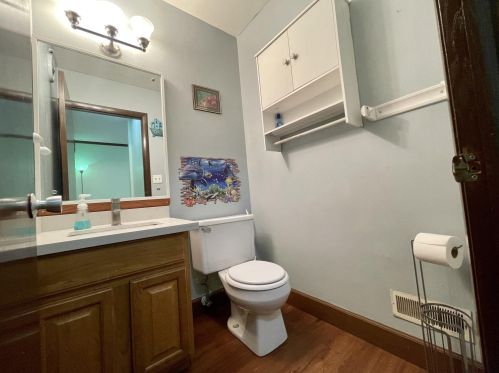 8941 70, Milwaukee WI 53223-2151 exterior