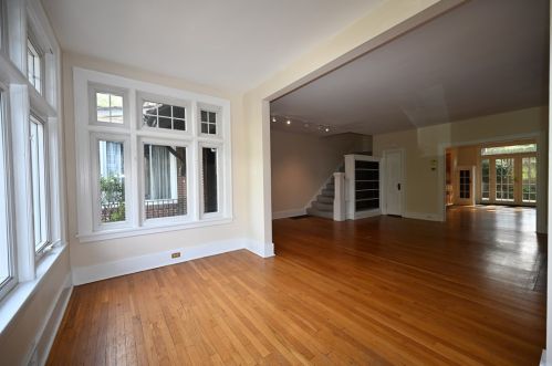 1122 King Ave, Pittsburgh PA 15206-1436 exterior