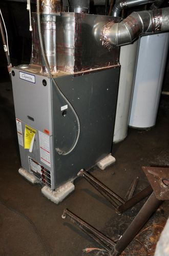 836 Genesee St, Waukegan IL 60085-7502 exterior