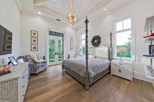 185 Cajeput Dr, Naples FL 34108-2611 exterior