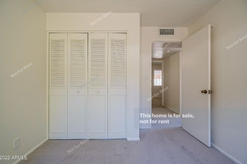 2233 47 Dr, Phoenix AZ 85031-1407 exterior