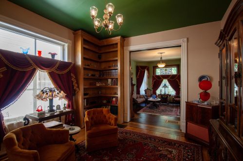 2735 State St, Milwaukee WI 53208-3549 exterior