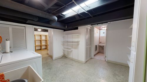 525 Penn Vista Dr, Pittsburgh PA  15235-4242 exterior