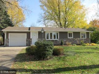 3948 Cinnabar Dr, Saint Paul, MN 55122-2920