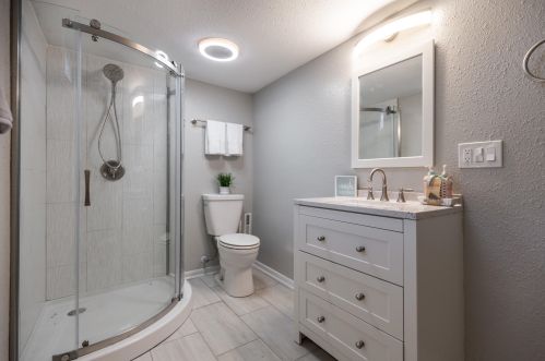 4334 70th St, Milwaukee WI  53216-1168 exterior