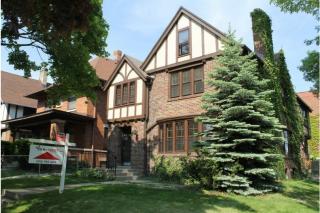 3202 Shepard Ave, Milwaukee WI  53211-3136 exterior