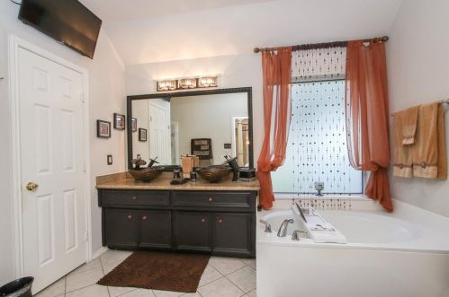 7103 Timber Post Ln, Humble TX 77346-3384 exterior