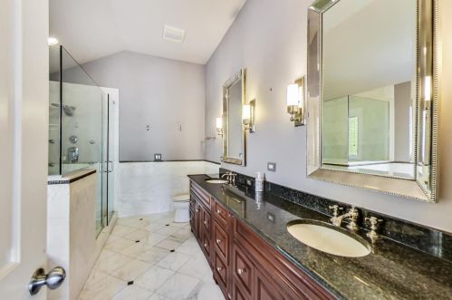 5056 Claremont Ave, Chicago IL  60625-1810 exterior