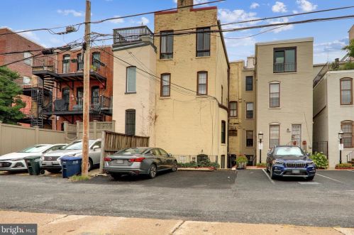 1758 Corcoran St, Washington DC 20009-2468 exterior