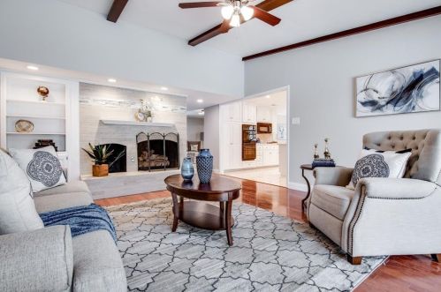 12304 Cedar Bend Dr, Dallas TX  75244-7009 exterior