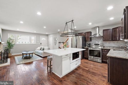 7819 Ashton St, Alexandria VA  22309-1338 exterior