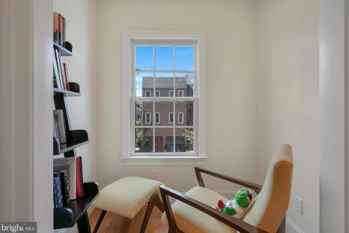 403-A Alfred St, Alexandria VA exterior