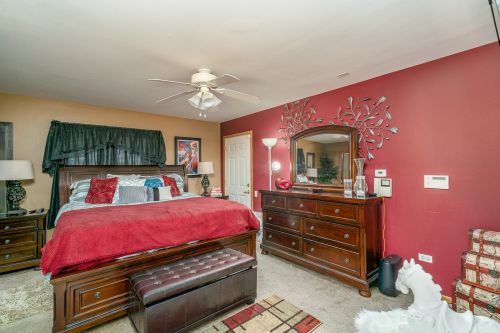 1310 Boston Ave, Joliet IL 60435-3735 exterior