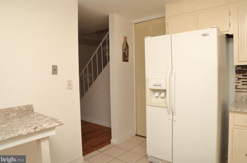 835 Hilton Dr, Lancaster PA 17603-5835 exterior