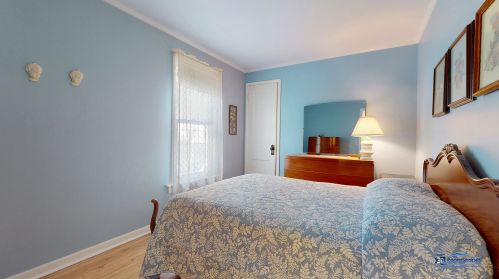 4620 Kedvale Ave, Chicago IL 60630-4318 exterior