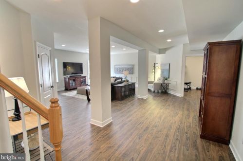 405 Great Falls Rd, Rockville MD  20850-2883 exterior