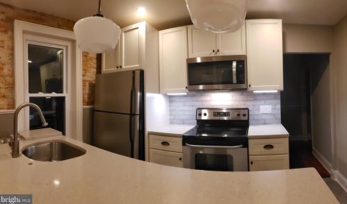 426 Leverington Ave, Philadelphia PA 19128-3314 exterior