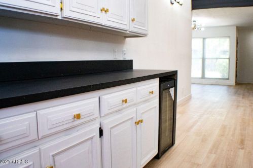 2946 14th St, Phoenix AZ 85014-5676 exterior