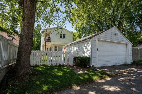 8110 Center St, Milwaukee, WI 53222-4828