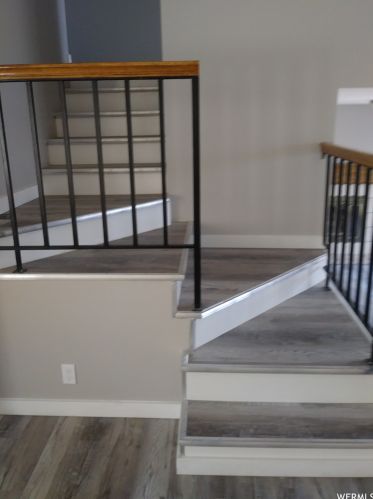 7965 Linton Dr, Taylorsville UT 84088-4632 exterior