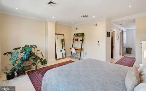 1527 Berks St, Philadelphia PA  19125-2801 exterior