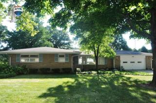 799 Scott Dr, Hoffman Estates IL  60123-2636 exterior