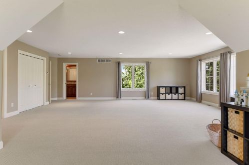 6585 Hillstrom Rd, Maple Plain MN 55359-8748 exterior