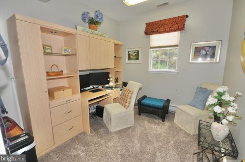 1302 Maple Ave, Roebling NJ 08554-1610 exterior