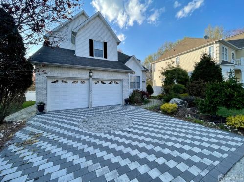 45 Carter Dr, Old Bridge NJ  08857-3922 exterior