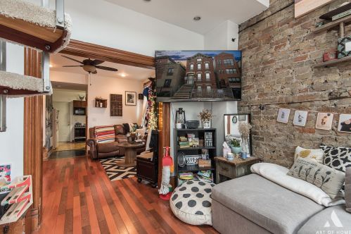 907 Racine Ave, Chicago IL 60643-5402 exterior