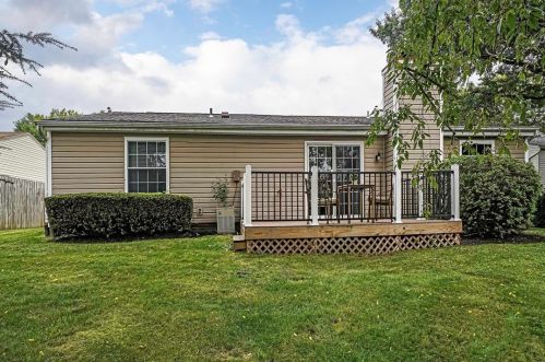 604 Meade Dr, Moon Twp PA 15108-9668 exterior