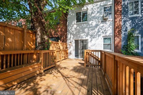 2254 Mt Vw Pl, Washington DC 20020-5219 exterior