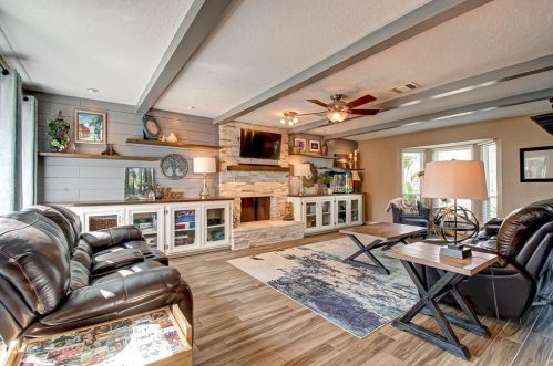 3518 Hl Spg Dr, Humble TX 77345-1102 exterior