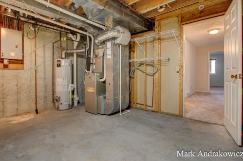 2055 Cross Creek Dr, Grand Rapids MI 49508-8775 exterior