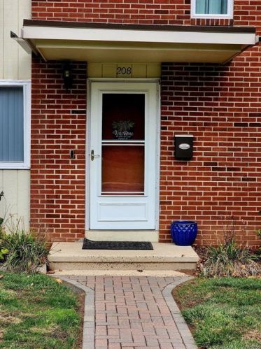 208 Pierremount Ave, New Britain, CT 06053-2366