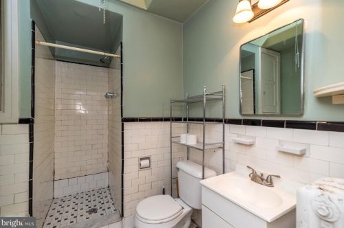 3422 Englewood St, Philadelphia PA 19149-1610 exterior