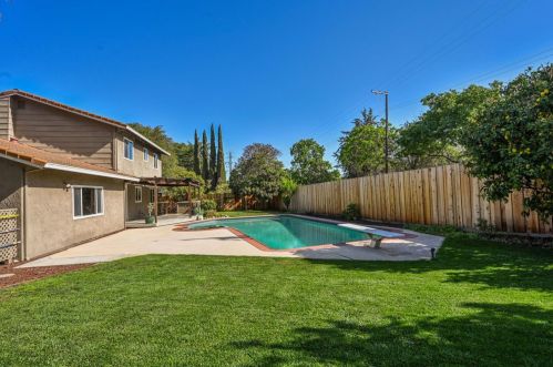 1185 Mardon Ct, Concord CA 94521-4744 exterior