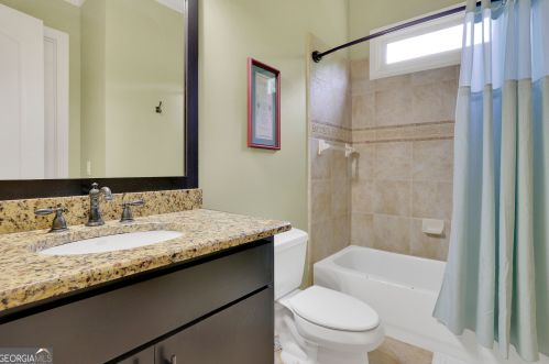 8069 Kenstone Ct, Atlanta GA 30350-4160 exterior