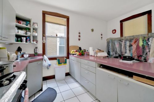 2252 Lawndale Ave, Chicago IL 60629-4345 exterior